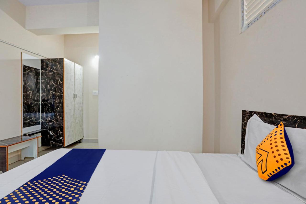 Oyo Hotel C P Residency Mysore Exterior photo
